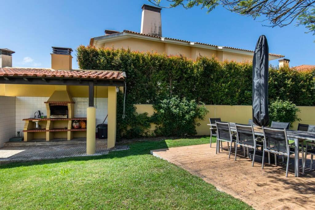 Stunning Apartment W/ Pool Cascais Exteriör bild