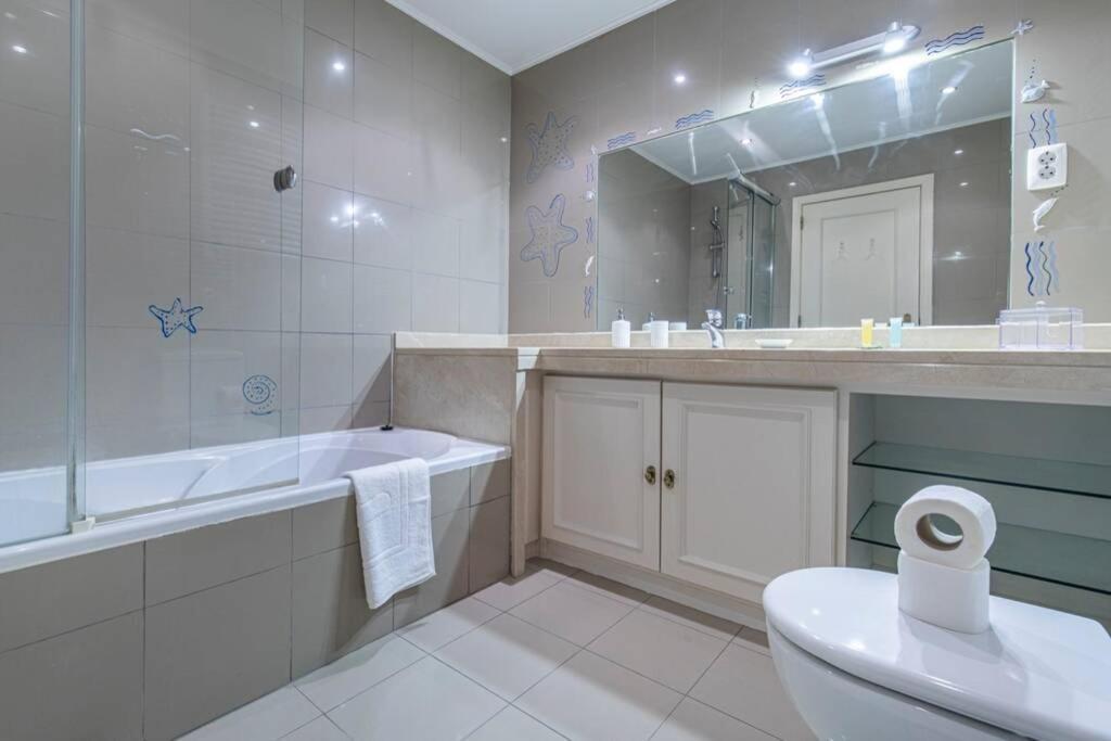 Stunning Apartment W/ Pool Cascais Exteriör bild